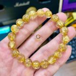 vòng tay thạch anh tóc vàng 9.8 ly