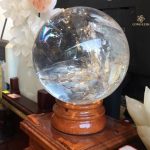 quả cầu thạch anh trắng