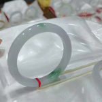 Vòng tay ngọc phỉ thuý VTNPT00001 3 Vòng tay ngọc phỉ thuý VTNPT00001 4